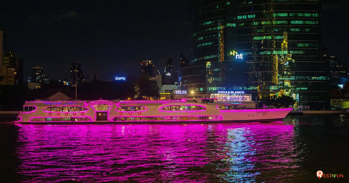 เรือ wonderful dinner in cruise in thailand สวยมาก